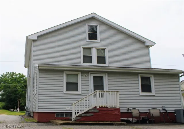 Photo 3 of Sale Pending at 1733 Robindale St, Wickliffe, OH 44092 | MLS# 5239402 | Listing updated on 2026-09-25