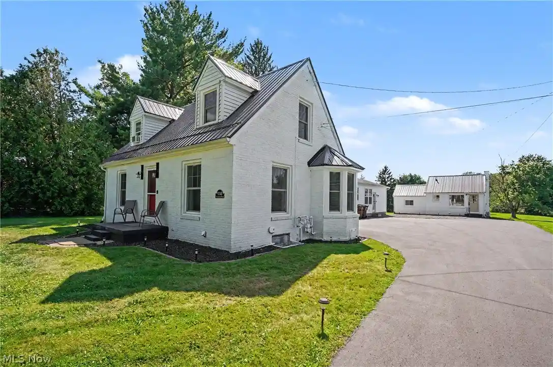 Single family home for sale at 9248 Woodworth Rd, North Lima, OH 44452 | MLS# 5239659