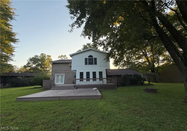 Photo 3 of Single family home for sale at 536 Windsor Dr, Mineral Wells, WV 26150 | MLS# 5228319 | Listing updated on 2026-09-25