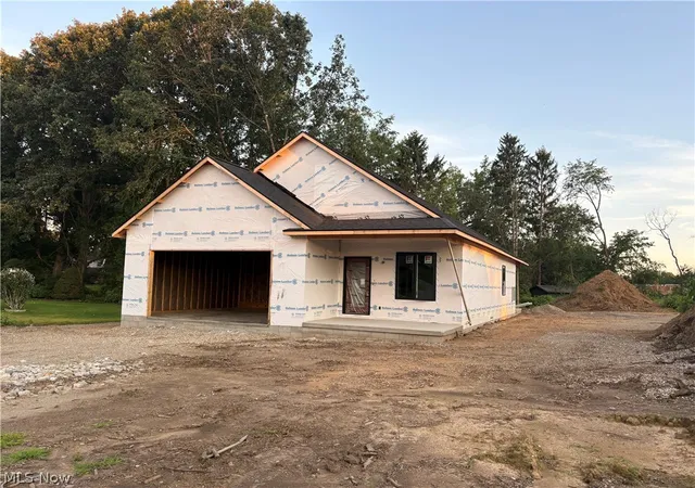 Photo 1 of Single family home for sale at 1108 Jennifer Dr, Dover, OH 44622 | MLS# 5239614 | Listing updated on 2026-09-23