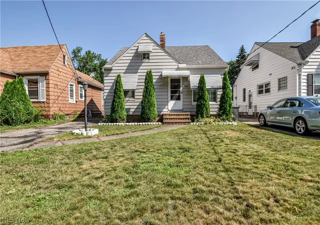 Photo 1 of Sale Pending at 908 Wexford Ave, Parma, OH 44134 | MLS# 5238820 | Listing updated on 2026-09-25