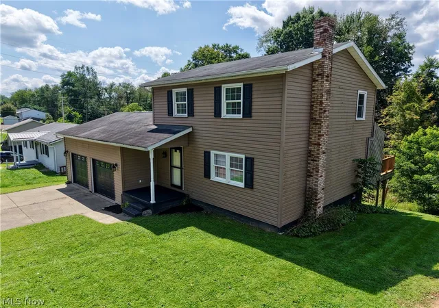 Photo 1 of Single family home for sale at 142 Pine Ln, Barnesville, OH 43713 | MLS# 5238999 | Listing updated on 2026-10-06