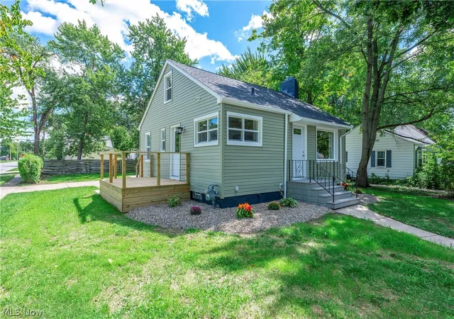 Photo 1 of Single family home for sale at 399 Olive St, Elyria, OH 44035 | MLS# 5239741 | Listing updated on 2026-08-26