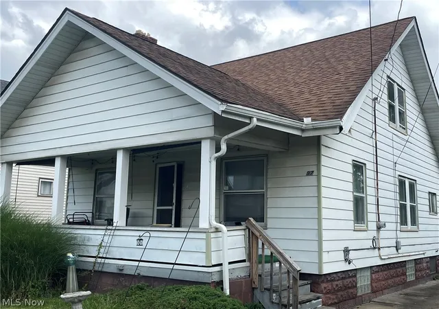 Photo 1 of Single family home for sale at 97 Creed St, Struthers, OH 44471 | MLS# 5239836 | Listing updated on 2026-09-24
