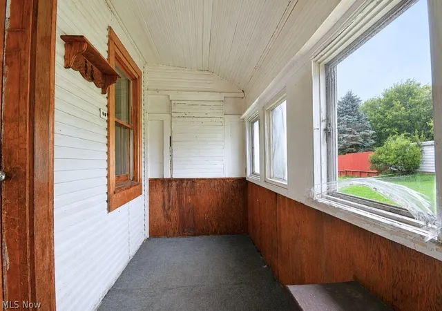 Photo 3 of Single family home for sale at 1335 Columbus Ave, Ashtabula, OH 44004 | MLS# 5239330 | Listing updated on 2026-08-26