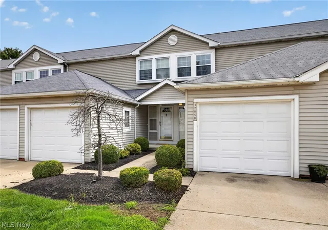 Photo 2 of Sale Pending at 1285 Leeward Ln #B, Willoughby, OH 44094 | MLS# 5237981 | Listing updated on 2026-08-28