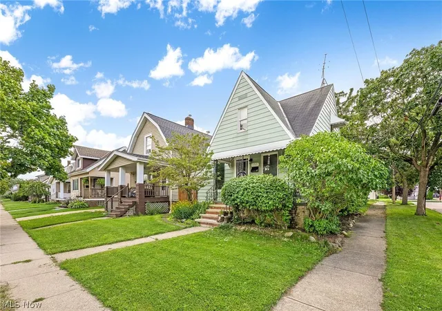 Photo 3 of Single family home for sale at 5721 Delora Ave, Cleveland, OH 44144 | MLS# 5239580 | Listing updated on 2026-08-28