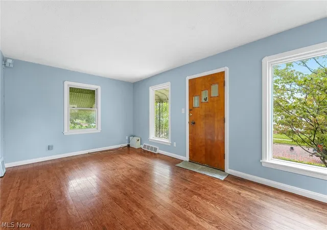 Photo 4 of Single family home for sale at 5721 Delora Ave, Cleveland, OH 44144 | MLS# 5239580 | Listing updated on 2026-10-07