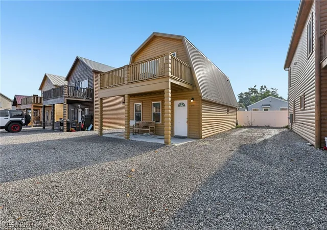 Photo 2 of Condo for sale at 5919 Lake Rd W #31, Ashtabula, OH 44004 | MLS# 5239942 | Listing updated on 2026-08-28
