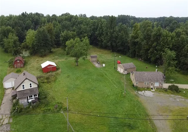 Single family home for sale at 3049 Parkman Rd Nw, Warren, OH 44481 | MLS# 5239983