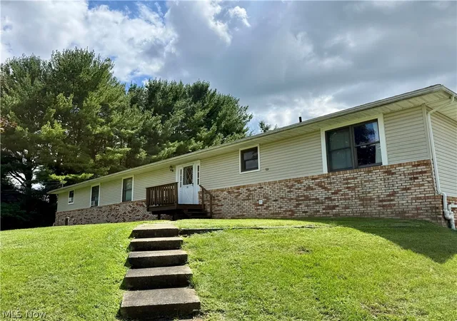 Photo 1 of Multi family home for sale at 904 Skyside Dr, Clinton, OH 44216 | MLS# 5240011 | Listing updated on 2026-09-25
