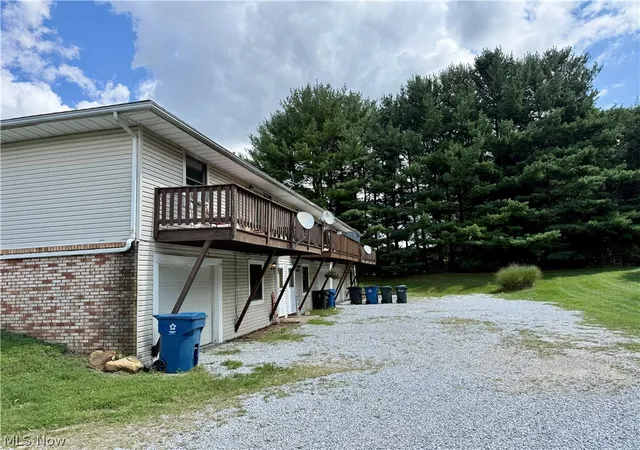 Photo 3 of Multi family home for sale at 904 Skyside Dr, Clinton, OH 44216 | MLS# 5240011 | Listing updated on 2026-09-25