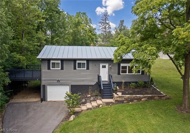 Photo 1 of Single family home for sale at 646 Kennedy Dr, Mansfield, OH 44904 | MLS# 5239811 | Listing updated on 2026-08-28