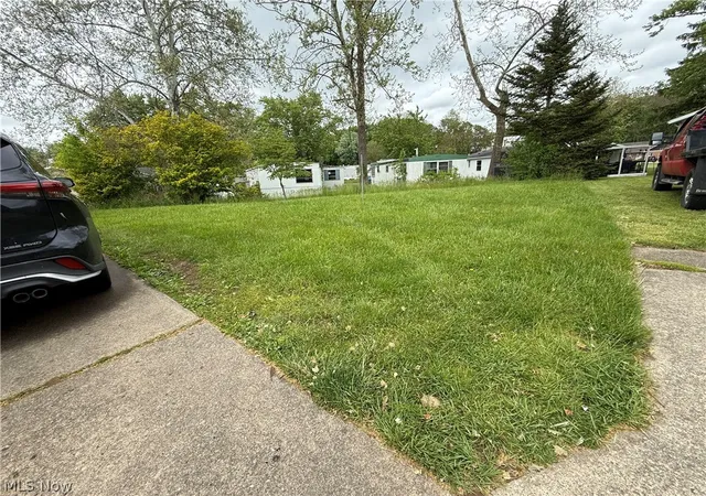 Photo 18 of Single family home for sale at 200 Driftwood Dr Se, New Philadelphia, OH 44663 | MLS# 5240047 | Listing updated on 2026-09-30