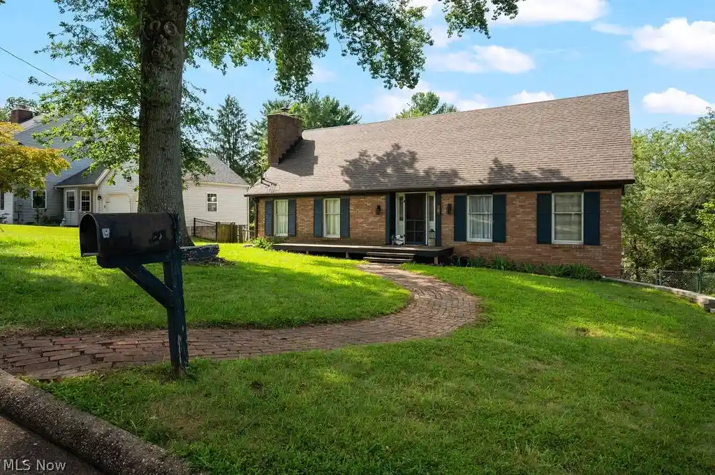 Single family home for sale at 14 Valley View Dr, Vienna, WV 26105 | MLS# 5240050