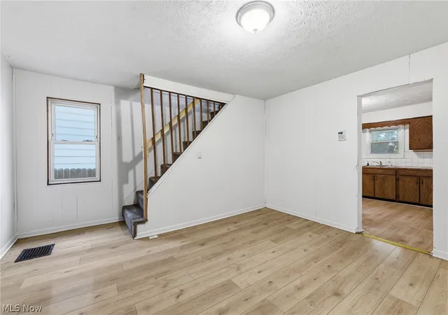 Photo 2 of Single family home for sale at 229 E 1st St, Mansfield, OH 44902 | MLS# 5239113 | Listing updated on 2026-08-31