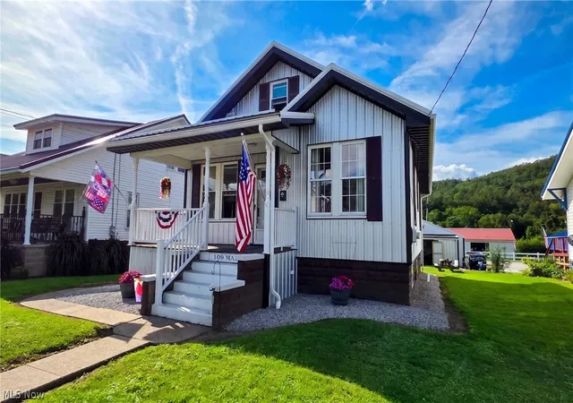 Photo 2 of Single family home for sale at 109 Main St, Powhatan Point, OH 43942 | MLS# 5239967 | Listing updated on 2026-10-03