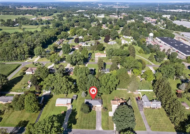 Photo 2 of Sale Pending at 289 Valley View Dr, Wooster, OH 44691 | MLS# 5237047 | Listing updated on 2026-08-31