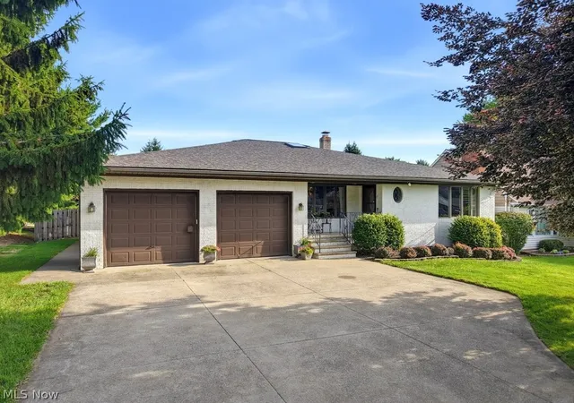 Photo 1 of Sale Pending at 4405 Chestnut Rd, Independence, OH 44131 | MLS# 5235920 | Listing updated on 2026-08-31