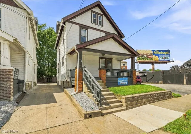 Photo 1 of Single family home for sale at 372 Kling St, Akron, OH 44311 | MLS# 5239968 | Listing updated on 2026-08-28