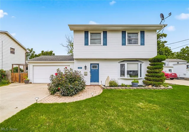 Photo 1 of Sale Pending at 209 Shelton Blvd, Eastlake, OH 44095 | MLS# 5240126 | Listing updated on 2026-09-01