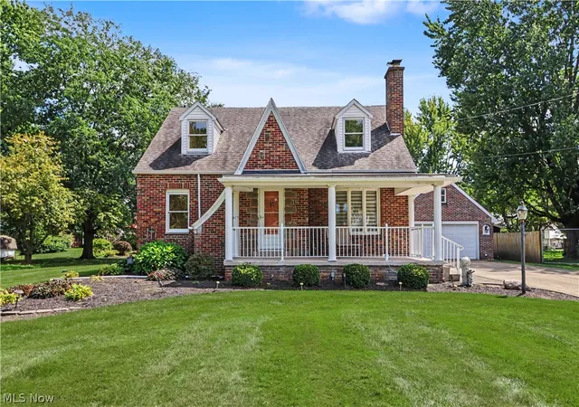 Photo 1 of Sale Pending at 18 W Maxwell Dr, Shelby, OH 44875 | MLS# 5239998 | Listing updated on 2026-09-01