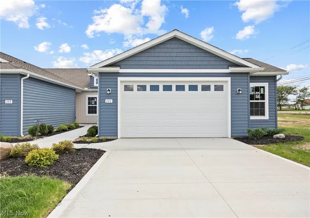 Photo 3 of Single family home for sale at 111 Brunswick Dr, Elyria, OH 44035 | MLS# 5240167 | Listing updated on 2026-08-27
