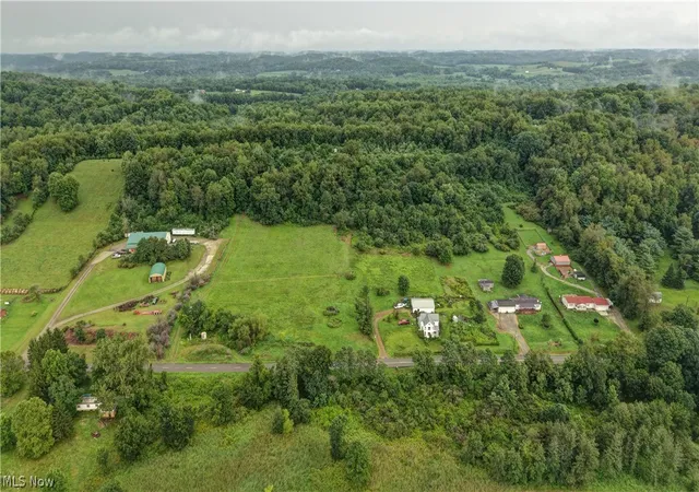 Photo 2 of Sale Pending at 6075 Johnstown Rd Ne, Mineral City, OH 44656 | MLS# 5237179 | Listing updated on 2026-09-18