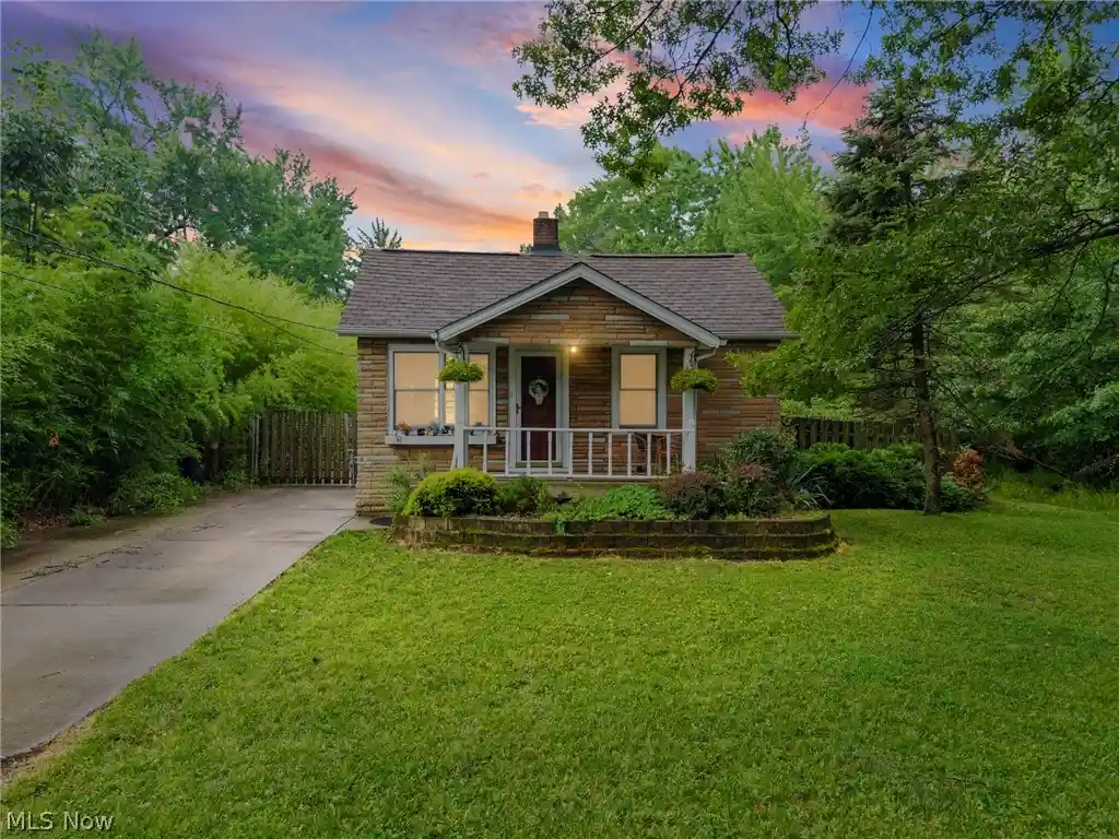 Single family home for sale at 21073 Morris Dr, Strongsville, OH 44149 | MLS# 5238625
