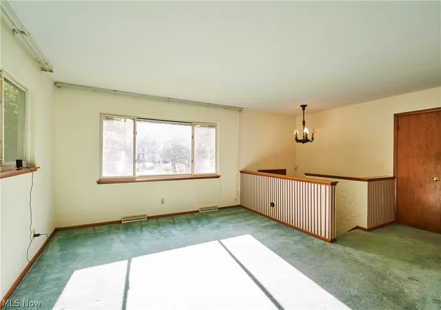 Photo 3 of Sale Pending at 1170 N Plainview Dr, Copley, OH 44321 | MLS# 5239752 | Listing updated on 2026-08-31