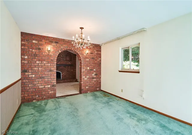 Photo 4 of Sale Pending at 1170 N Plainview Dr, Copley, OH 44321 | MLS# 5239752 | Listing updated on 2026-08-31