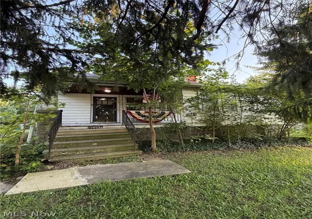 Photo 1 of Sale Pending at 23661 Royalton Rd, Columbia Station, OH 44028 | MLS# 5239845 | Listing updated on 2026-09-17