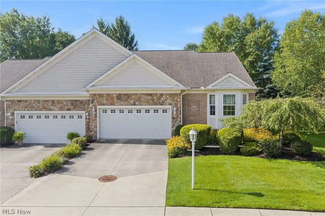 Single family home for sale at 9848 Country Club Cir, Twinsburg, OH 44087 | MLS# 5239934