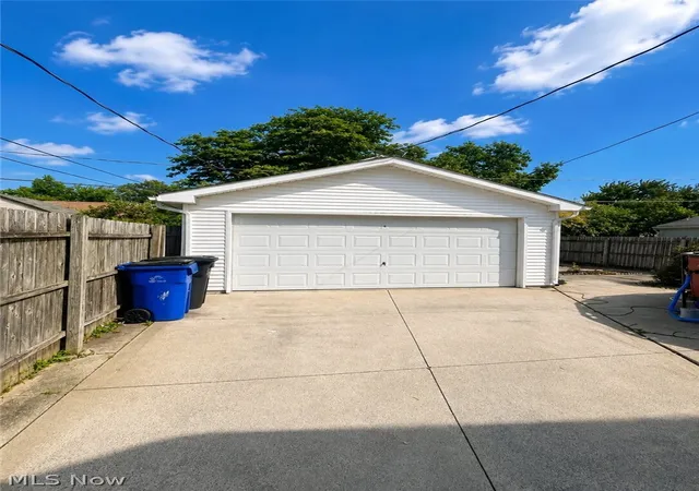 Photo 3 of Single family home for sale at 12910 Bennington Ave, Cleveland, OH 44135 | MLS# 5239851 | Listing updated on 2026-09-01