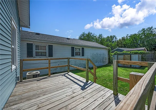 Photo 5 of Single family home for sale at 505 Shelby St, Sandusky, OH 44870 | MLS# 5239319 | Listing updated on 2026-08-28