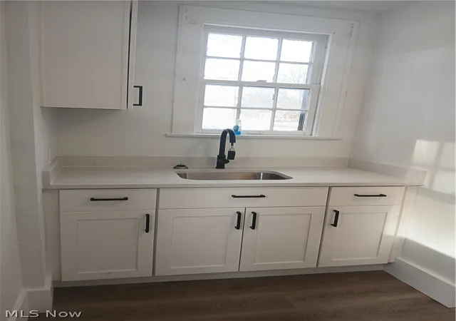 Photo 4 of Single family home for sale at 39 Hilton Ave, Youngstown, OH 44507 | MLS# 5240411 | Listing updated on 2026-09-18