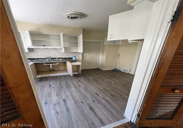 Photo 3 of Multi family home for sale at 1656 Bryn Mawr Rd, East Cleveland, OH 44112 | MLS# 5240388 | Listing updated on 2026-09-15