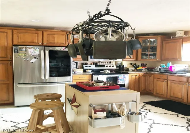 Photo 4 of Single family home for sale at 170 Crawford Ave, Wintersville, OH 43953 | MLS# 5239717 | Listing updated on 2026-08-28