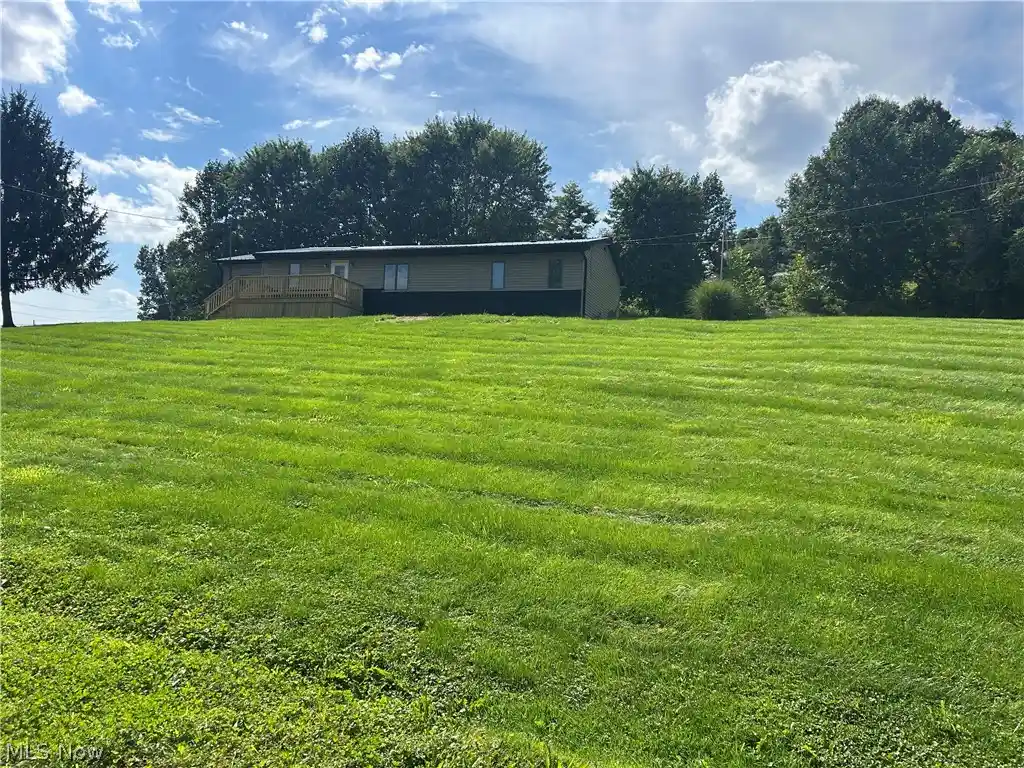 Photo 1 of Sale Pending at 1285 N Dietz Rd, Zanesville, OH 43701 | MLS# 5239522 | Listing updated on 2026-10-24
