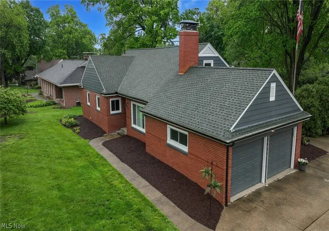 Photo 3 of Sale Pending at 3021 Fulton Dr Nw, Canton, OH 44718 | MLS# 5240478 | Listing updated on 2026-09-21