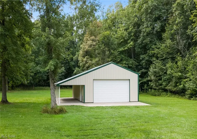 Photo 5 of Single family home for sale at 4033 Court Rd, Wakeman, OH 44889 | MLS# 5240318 | Listing updated on 2026-08-28