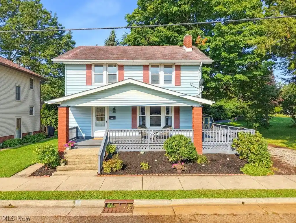 Single family home for sale at 204 N Liberty St, Minerva, OH 44657 | MLS# 5240474