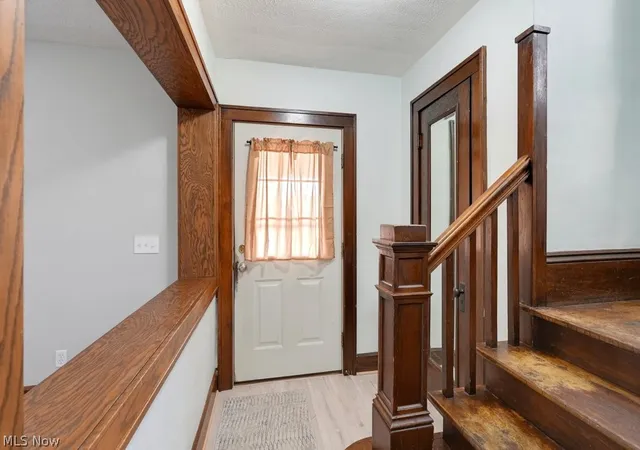 Photo 3 of Sale Pending at 204 N Liberty St, Minerva, OH 44657 | MLS# 5240474 | Listing updated on 2026-08-31