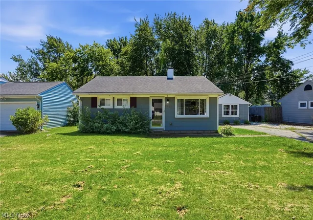 Photo 3 of Single family home for sale at 5213 Langfitt St, Vermilion, OH 44089 | MLS# 5240422 | Listing updated on 2026-08-29