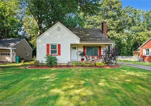 Photo 1 of Single family home for sale at 4710 Grover Dr, Youngstown, OH 44512 | MLS# 5239516 | Listing updated on 2026-10-07