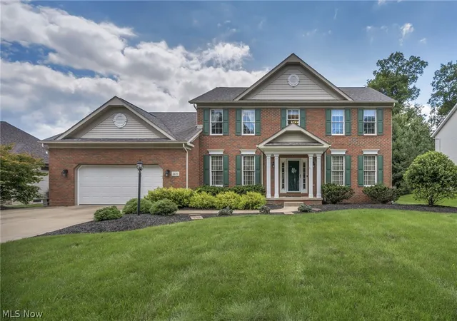 Photo 2 of Single family home for sale at 1238 Ty Dr, Medina, OH 44256 | MLS# 5240528 | Listing updated on 2026-08-31