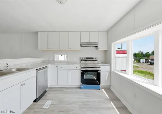 Photo 3 of Single family home for sale at 10341 Lincoln Way E #Lot 42, Orrville, OH 44667 | MLS# 5240165 | Listing updated on 2026-08-28