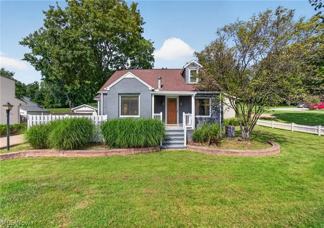 Photo 1 of Sale Pending at 508 Locust St S, Canal Fulton, OH 44614 | MLS# 5240563 | Listing updated on 2026-09-21