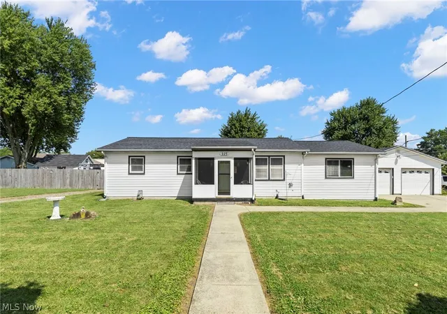 Photo 1 of Single family home for sale at 223 E North St, Crestline, OH 44827 | MLS# 5240397 | Listing updated on 2026-09-01