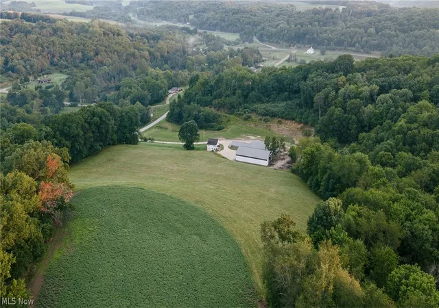 Photo 3 of House for sale at 3116 Nickel Rd Ne, Salineville, OH 43945 | MLS# 5240647 | Listing updated on 2026-08-28